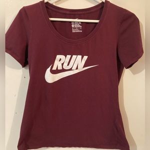 Women’s Nike T-shirt
